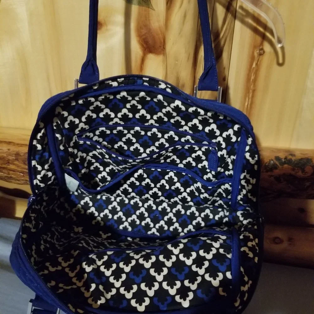 Vera Bradley Bag in Microfiber Blue - Picture 3 of 3